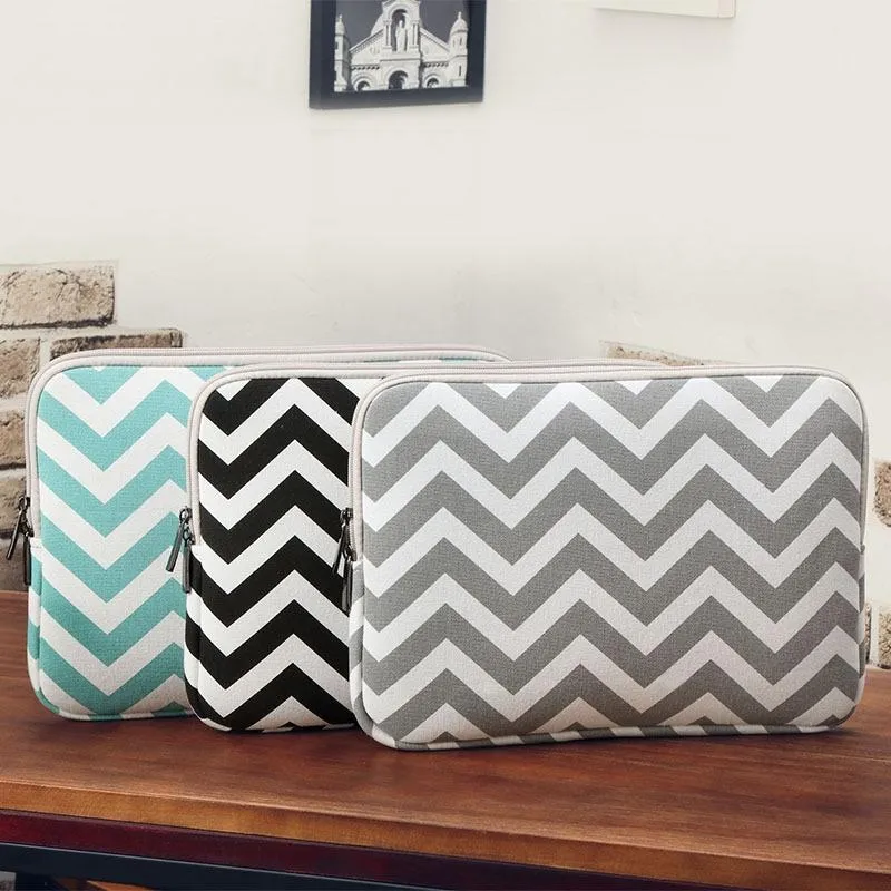 10 Wavy Pattern Notebook Liner Bag - Wavy Design - Black