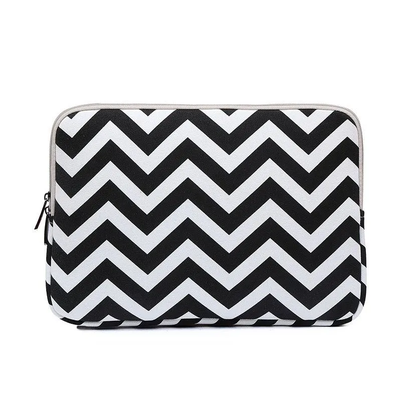 10 Wavy Pattern Notebook Liner Bag - Wavy Design - Black