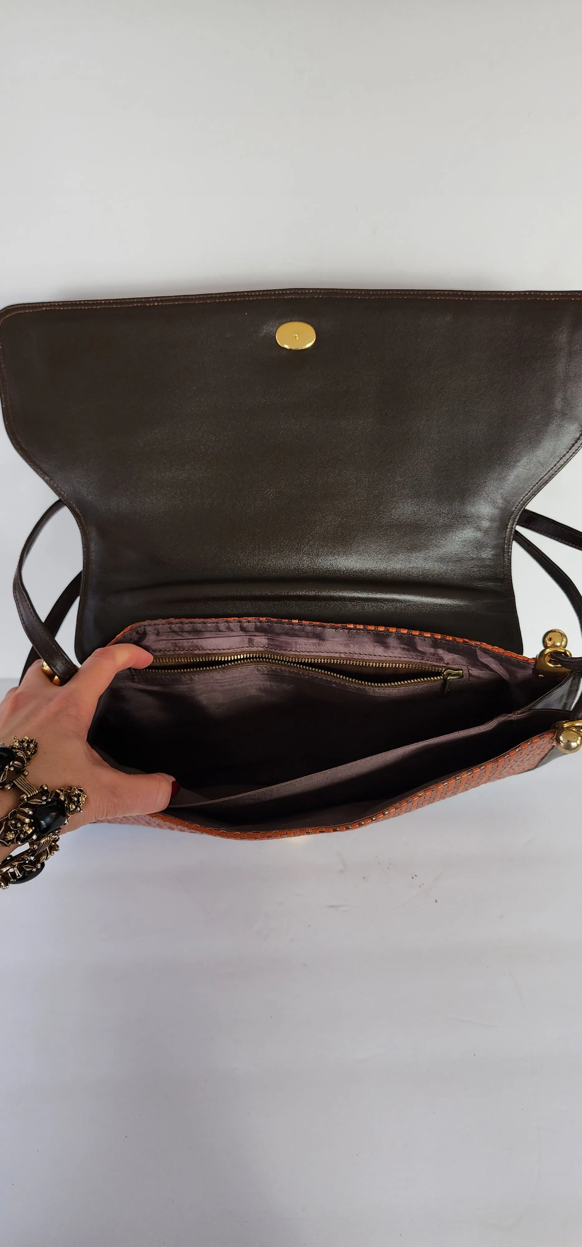 1970s Brown and Orange Leather Shoulder Bag with Lattice Woven Texture