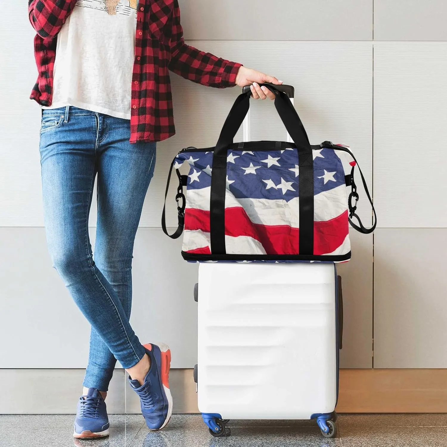 ALAZA American Flag Travel Duffel Bag for Women Men Sports Gym Bag with Shoe Compartment Tote Weekender Overnight Bags with Wet Pocket for Travel,Gym,Yoga,Swimming