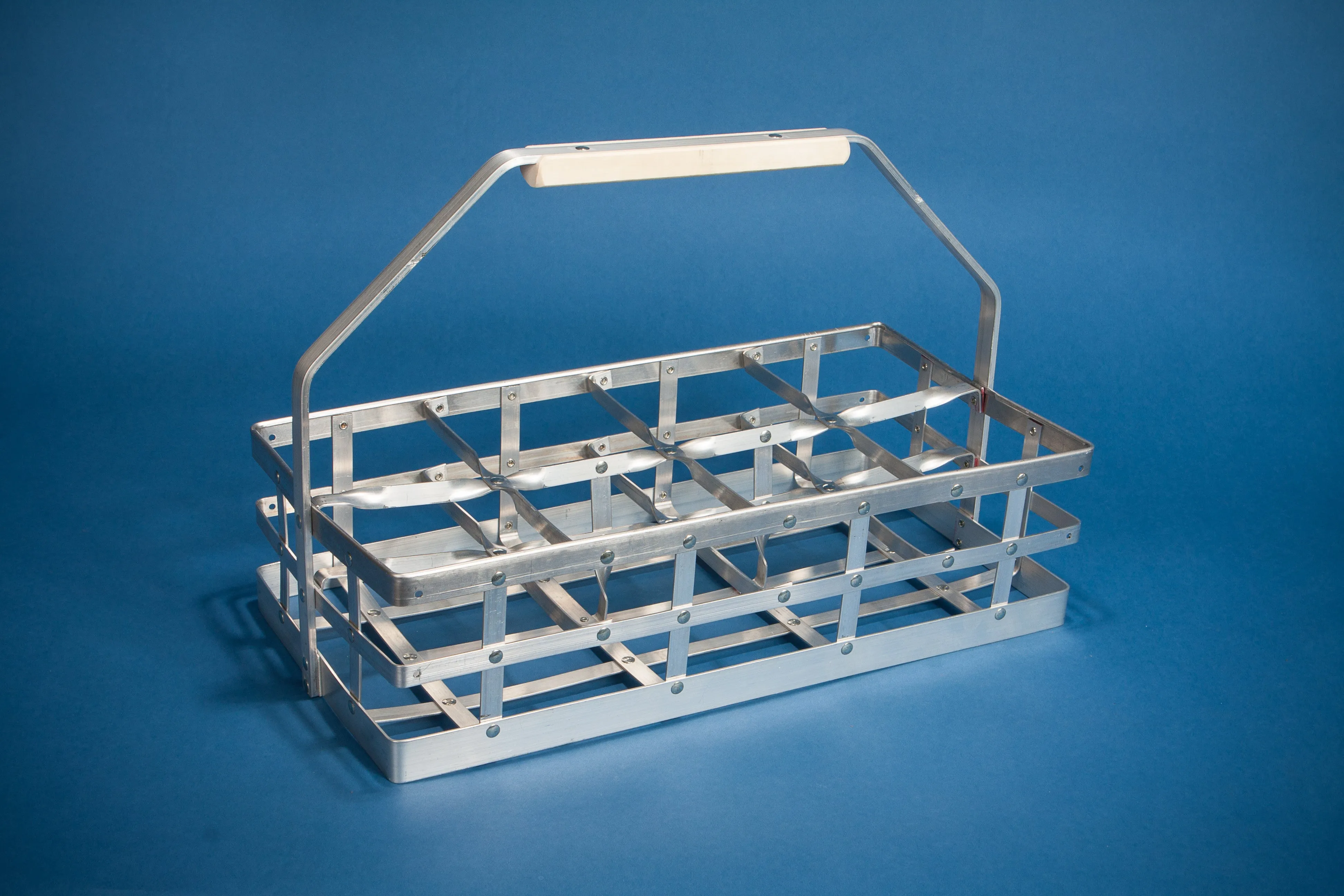 Aluminum Bottle Carriers, Quart Sized