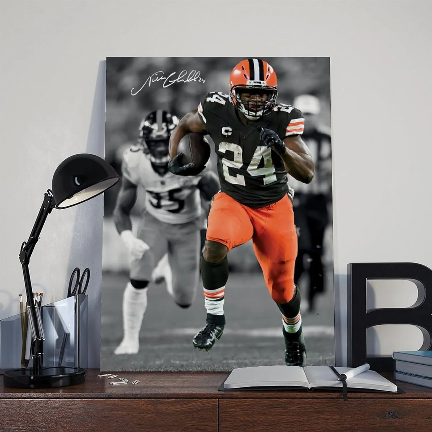 AQBOLKI Nick Chubb Signed Poster Football Canvas Wall Art Decor Print Paintings for Living Room Bedroom Decoration Unframe:12x18inch(30x45cm)