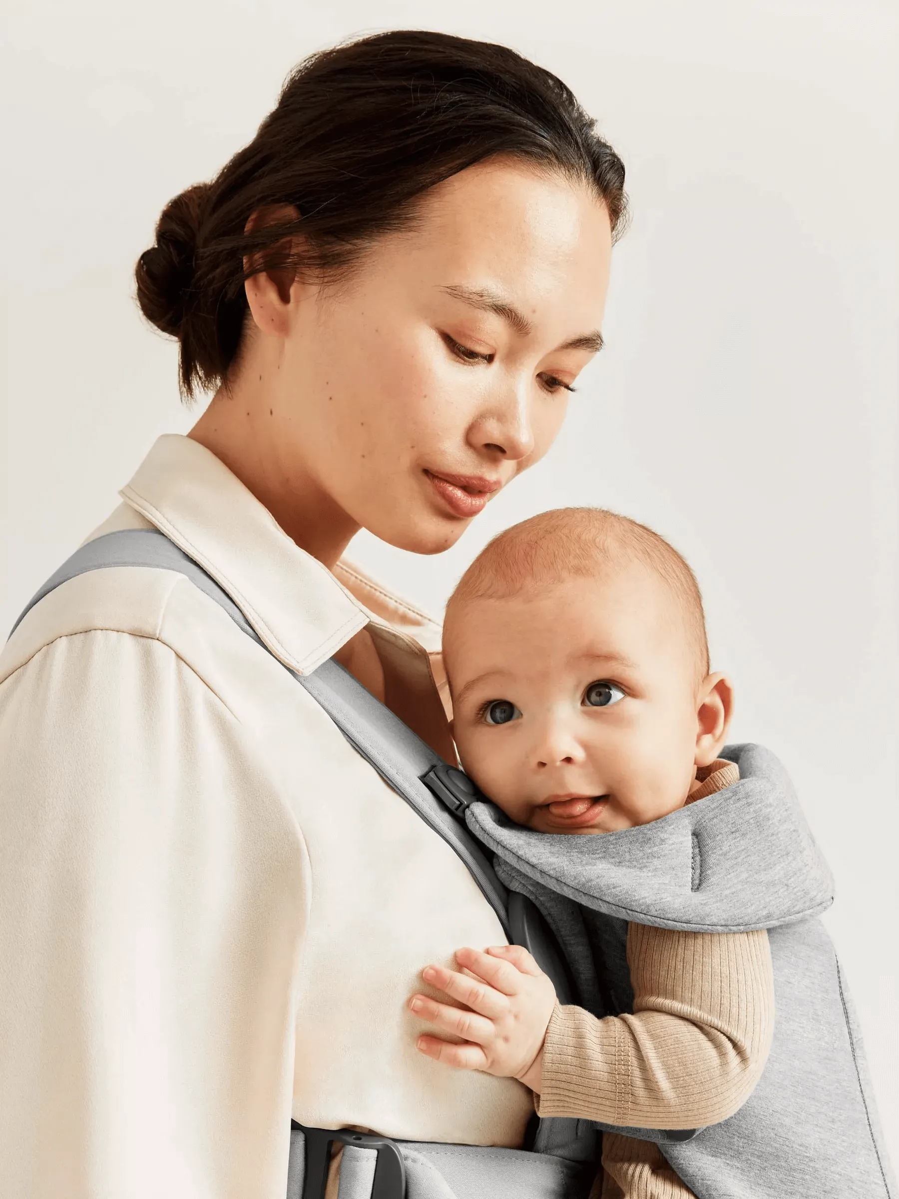 BabyBjörn Baby Carrier Mini (0-12 Months)