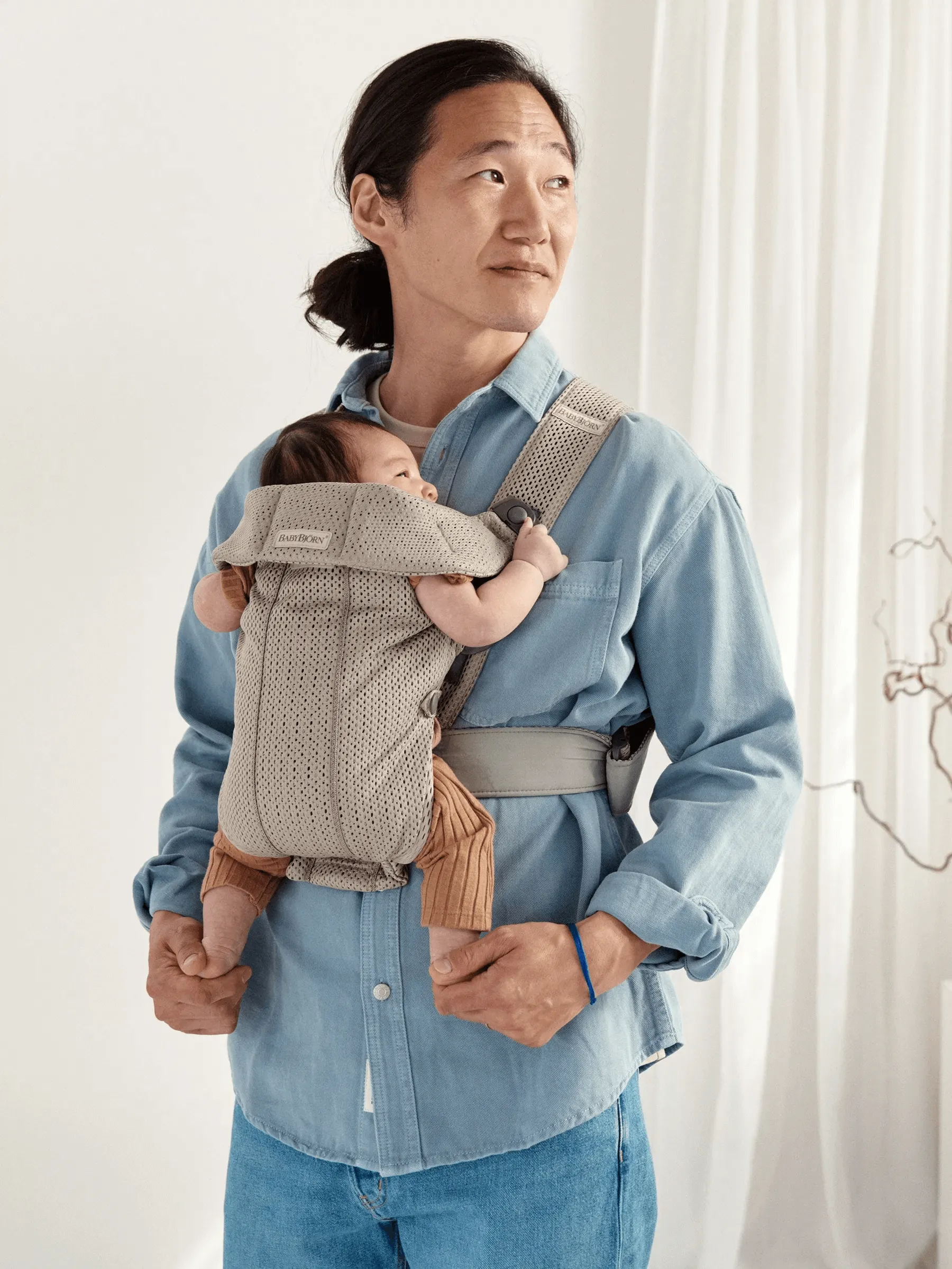 BabyBjörn Baby Carrier Mini (0-12 Months)