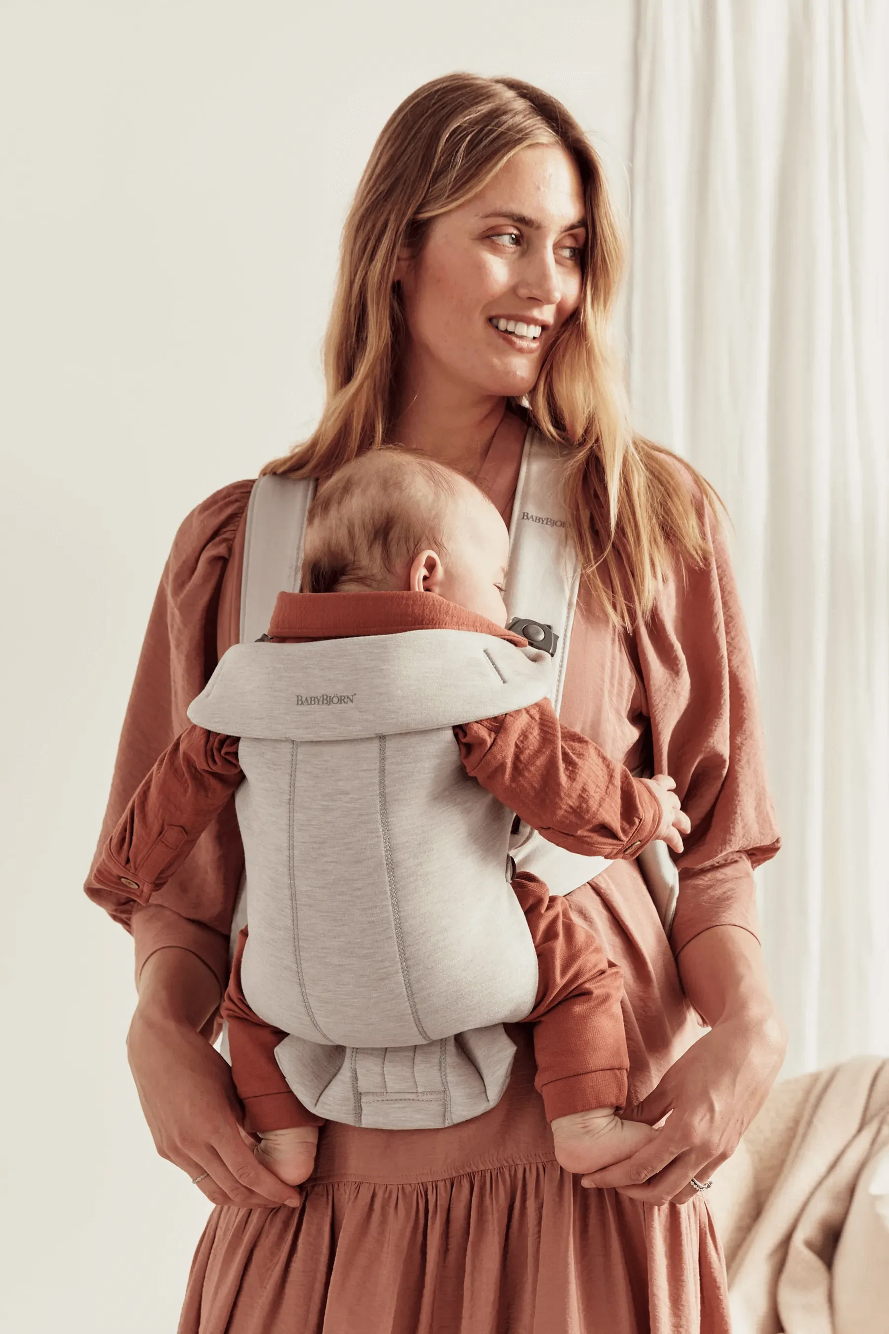 BabyBjörn Baby Carrier Mini (0-12 Months)