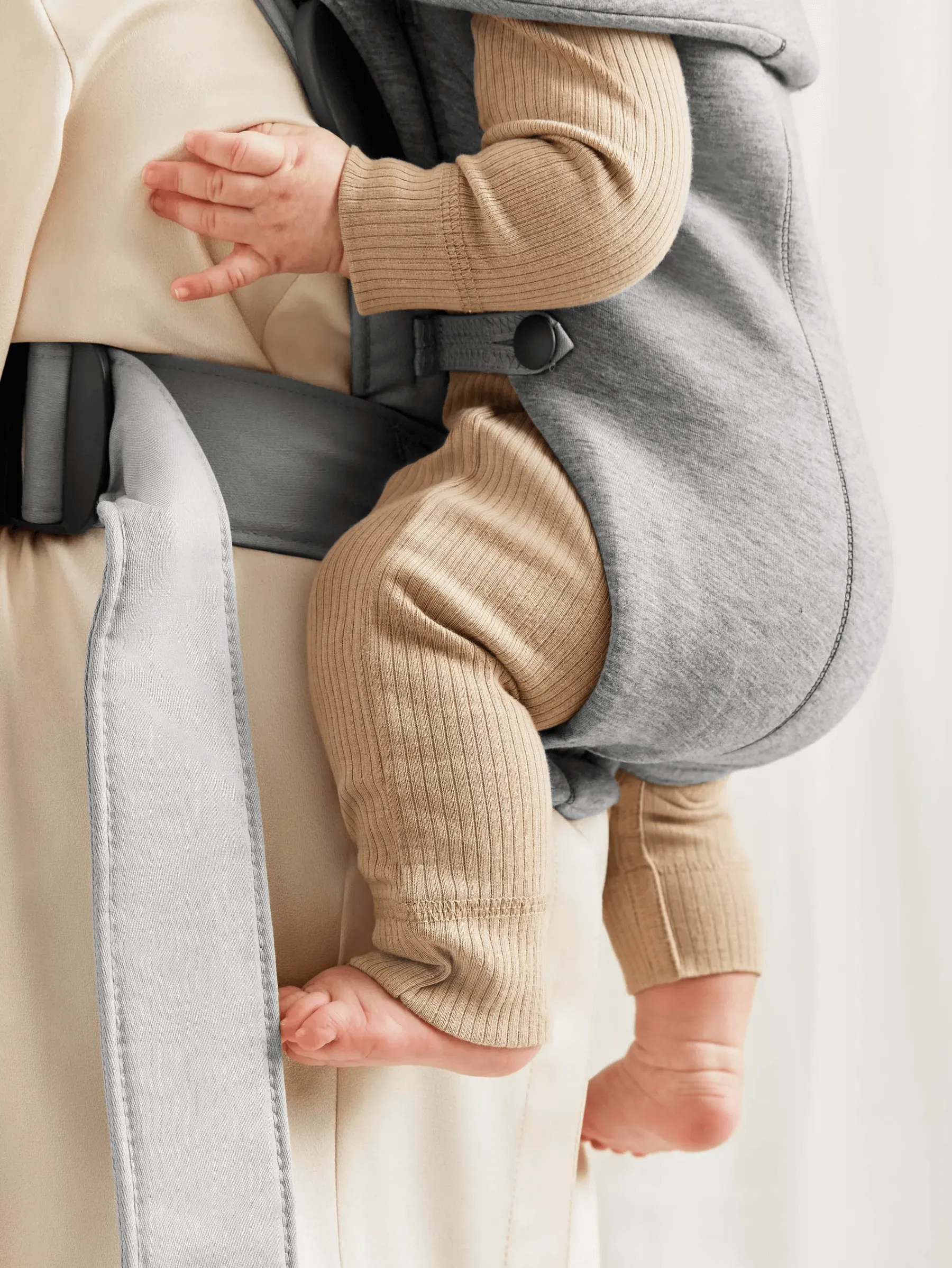 BabyBjörn Baby Carrier Mini (0-12 Months)
