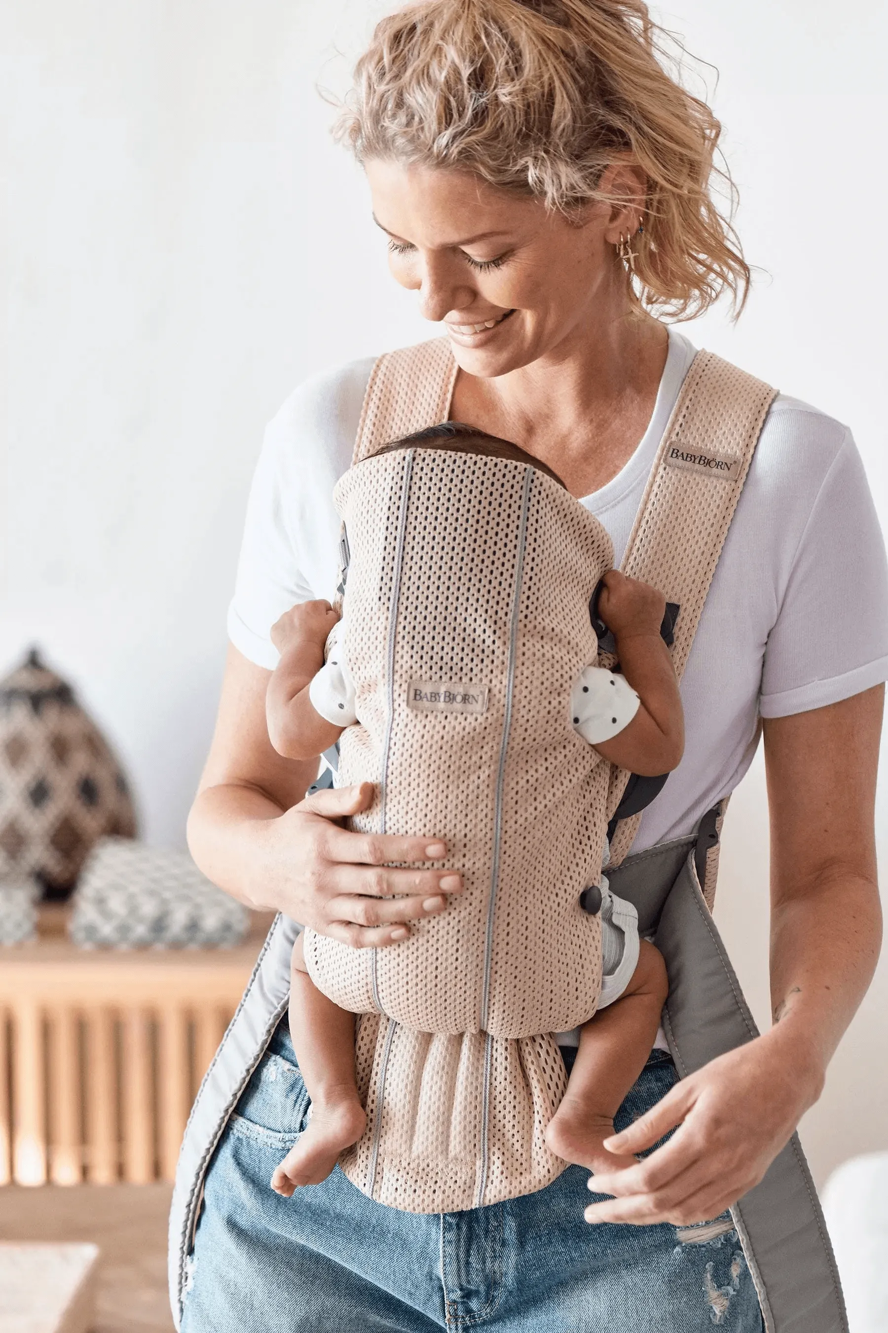 BabyBjörn Baby Carrier Mini (0-12 Months)