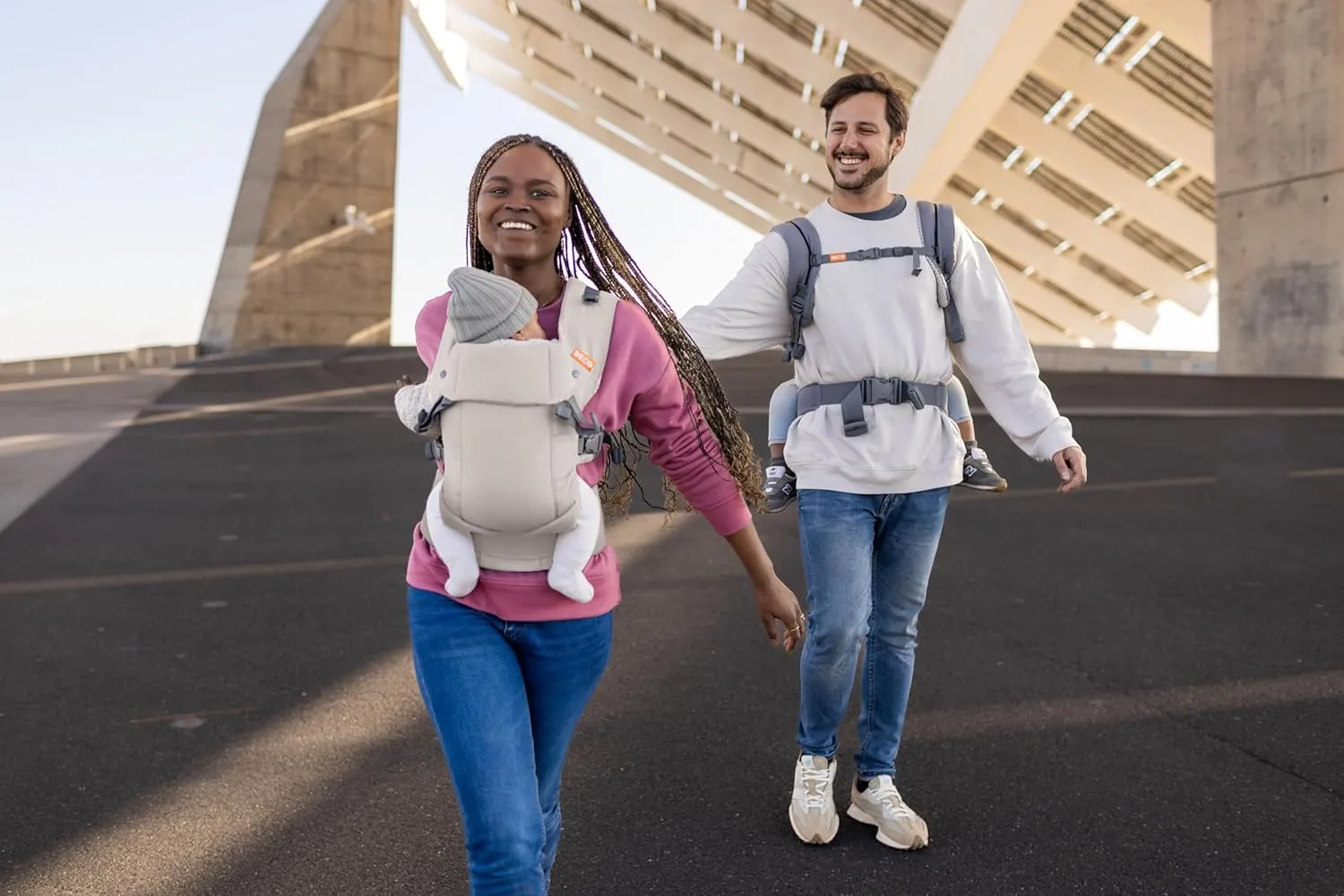 Beco Gemini Baby Carrier Newborn to Toddler - Front, Back and Hip Seat Carrier, Baby Carrier Backpack & Baby Front Carrier with Adjustable Seat, Ergonomic Baby Holder Carrier 7-35lbs (Ecru)