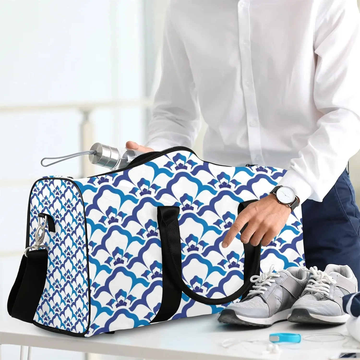 Blue Boho Retro Floral Travel Duffle Bag, Weekender Bags for Women Men, Carry on Overnight Bag Waterproof Gym Bags, Hospital Bag for Labor and Delivery