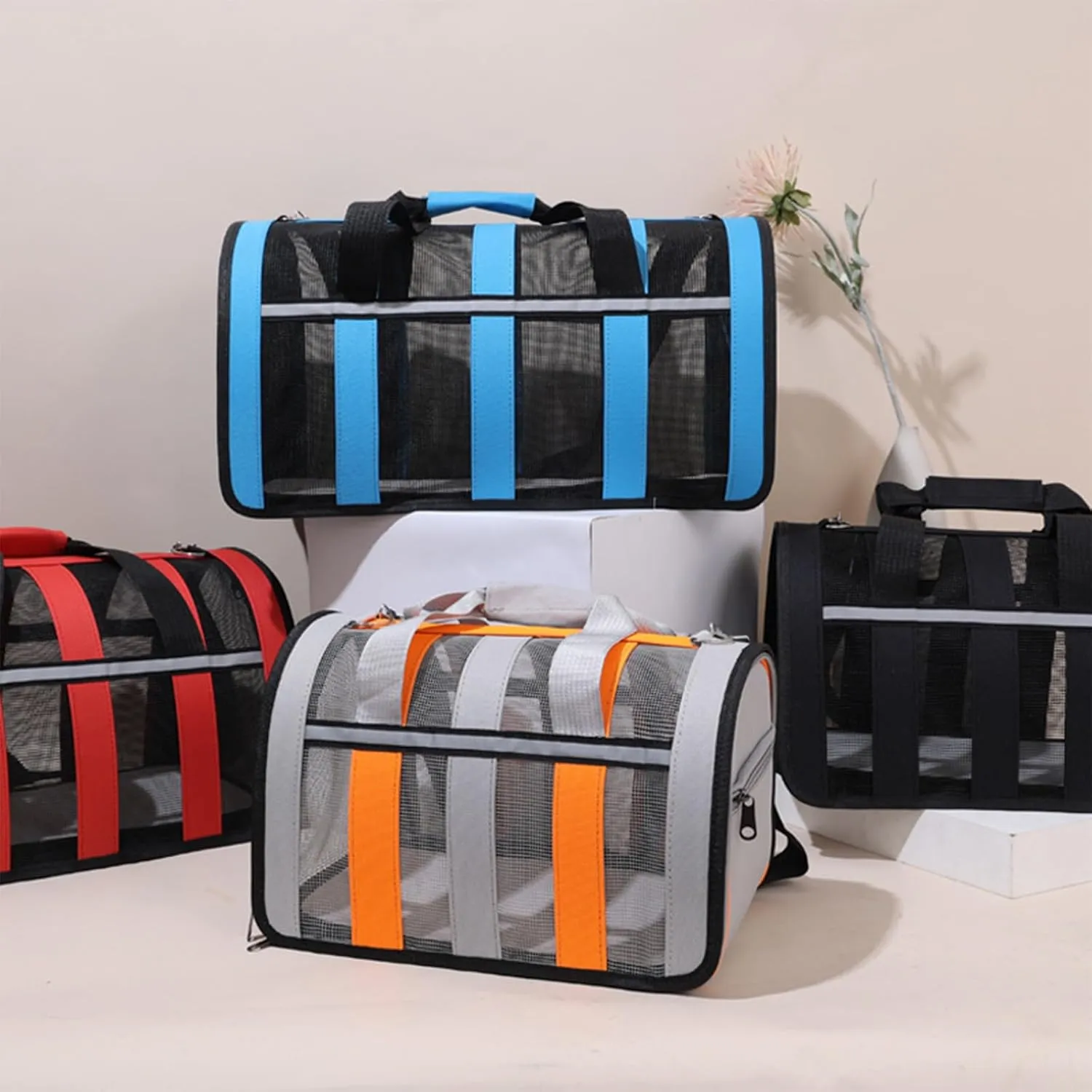 Carrier Tote，Pet Handbag Cat Carriers Bag Soft Big Capacity with Strap Breathable Pet Carriers Sightseeing Bag