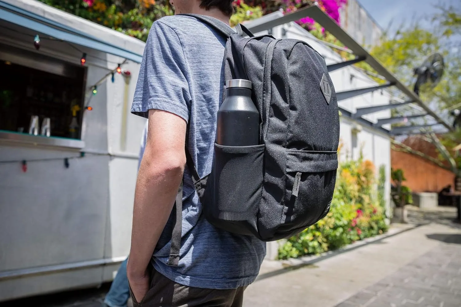 Dakine Essentials