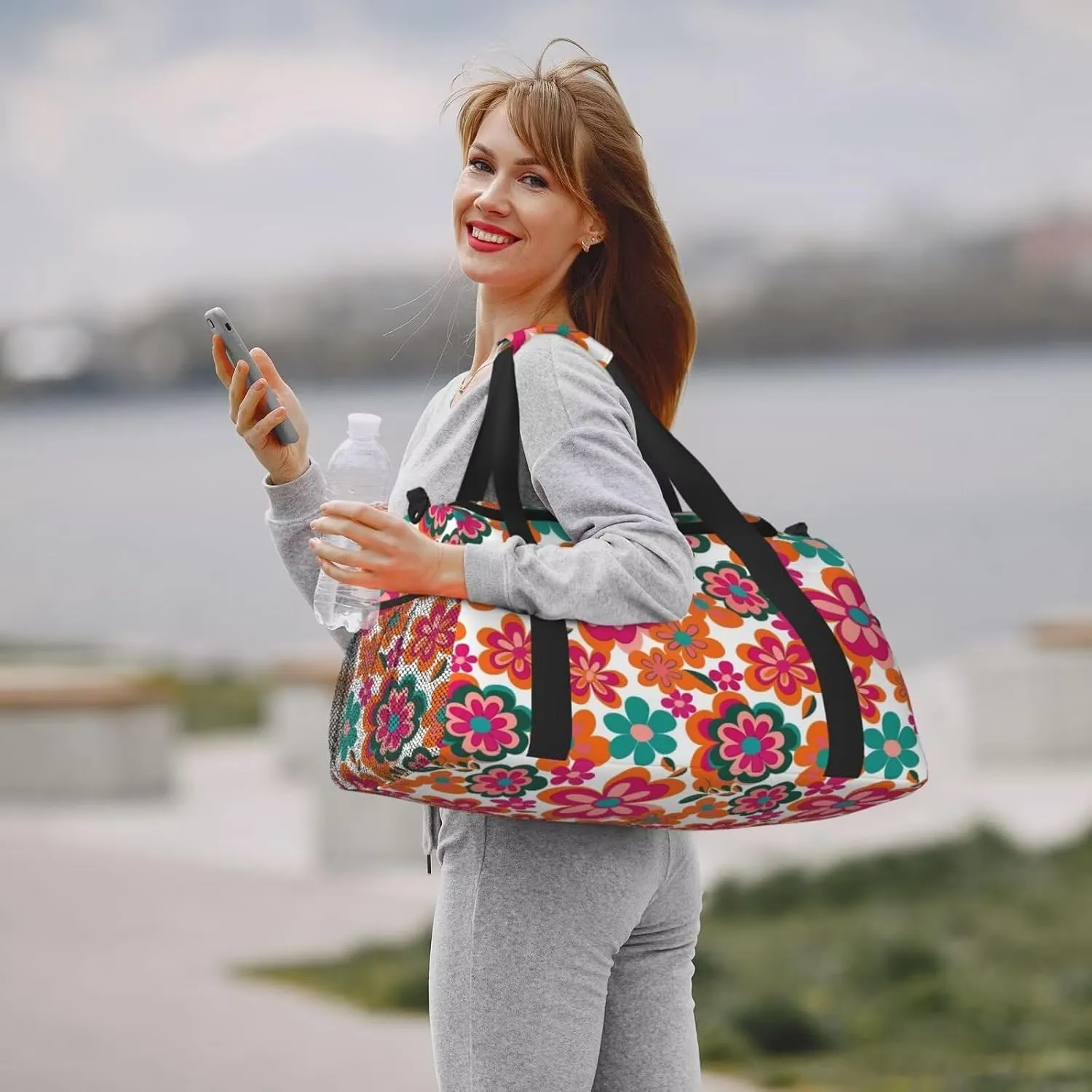 Duffel Tote Bag Pink Flower Waterproof Shoulder Weekender Bag For Women and Men Daisy Floral Wildflower Cute Swim Sports Travel Gym Bag，Foldable Travel Bag Lightweight and Easy Carry