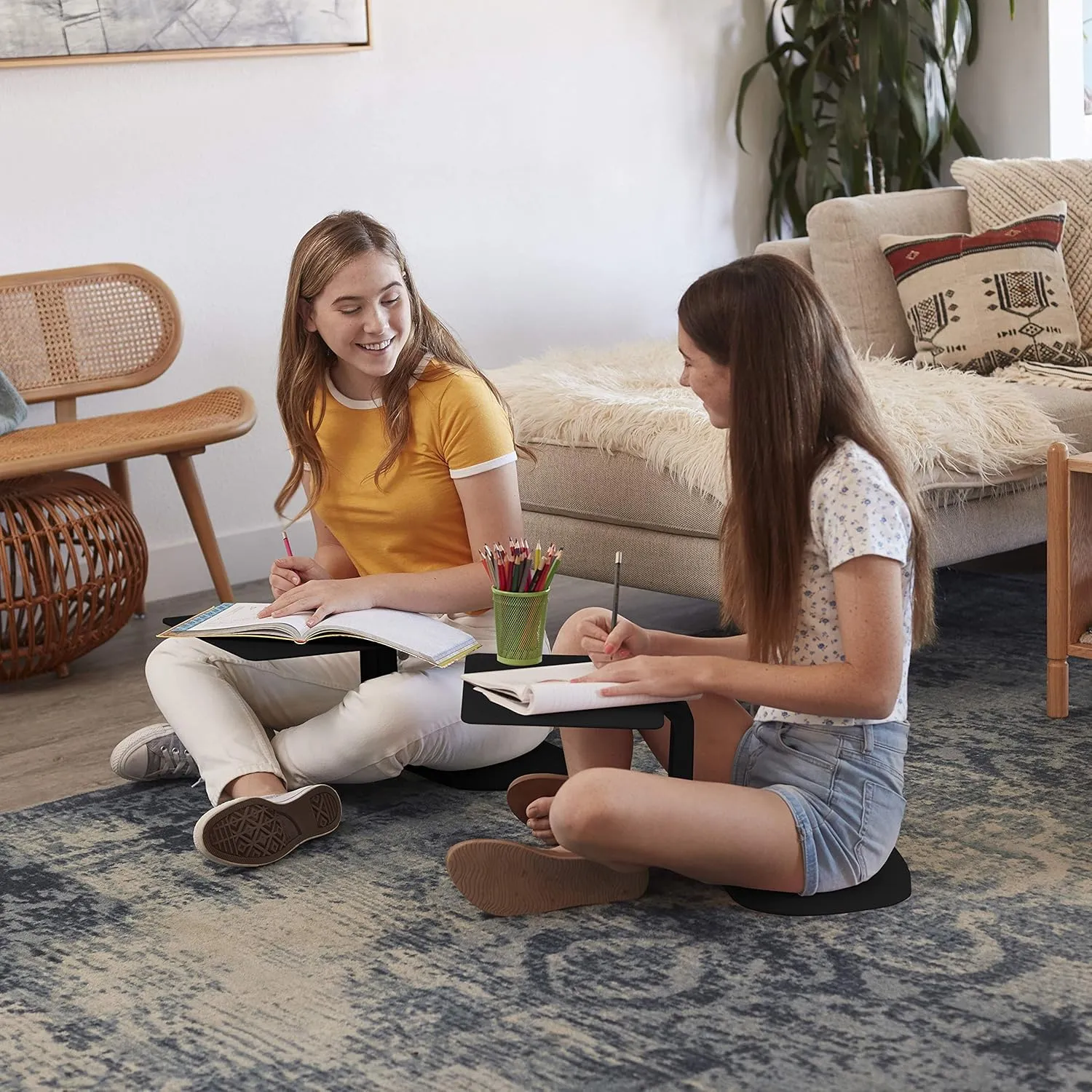 ECR4Kids The Surf Portable Lap Desk, Flexible Seating, Black