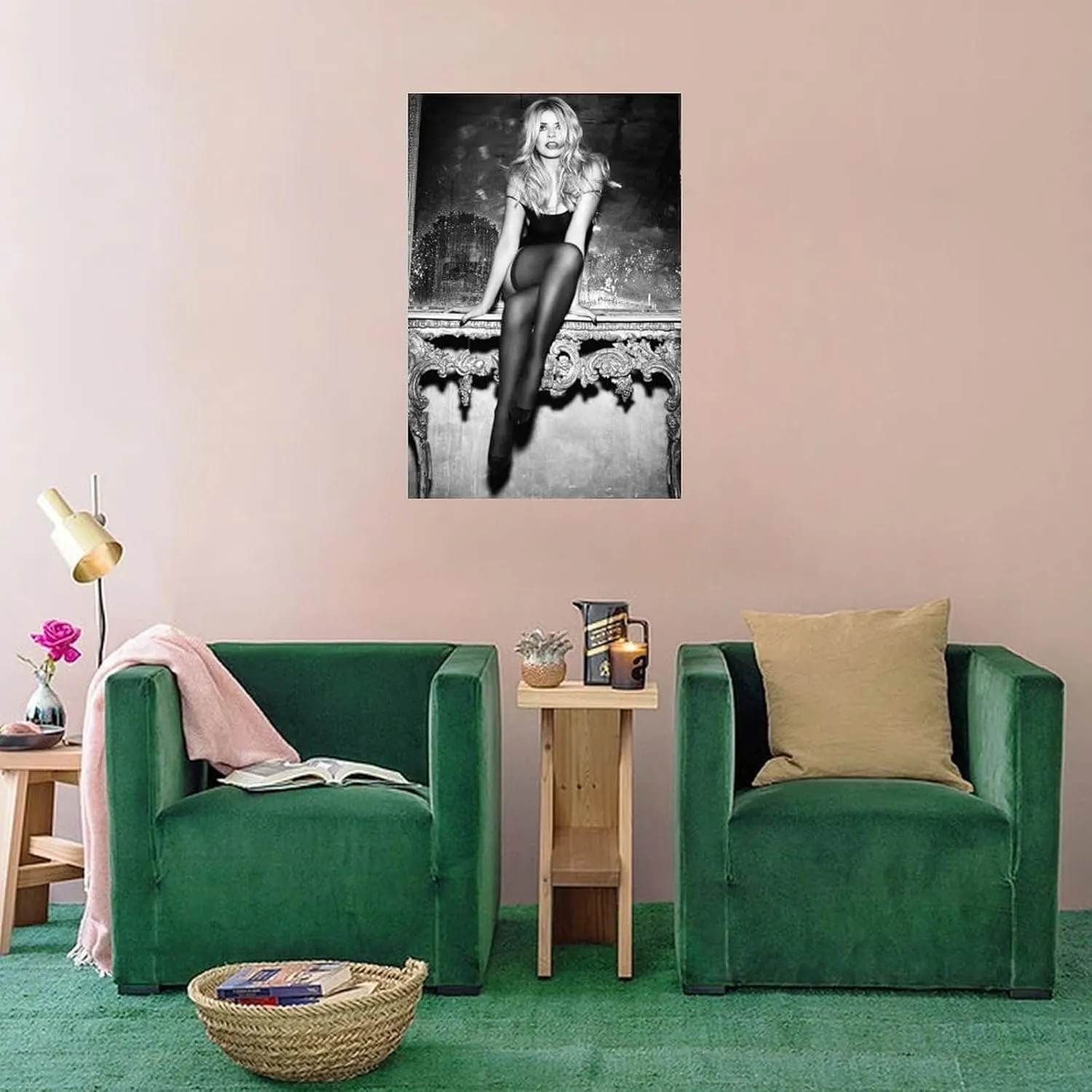 Holly Willoughby British Model Writer Sexy Photo Poster Wall Art Poster Canvas Print Office Bedroom Living Room Aesthetic Decor Poster 08x12inch(20x30cm) Unframe-style