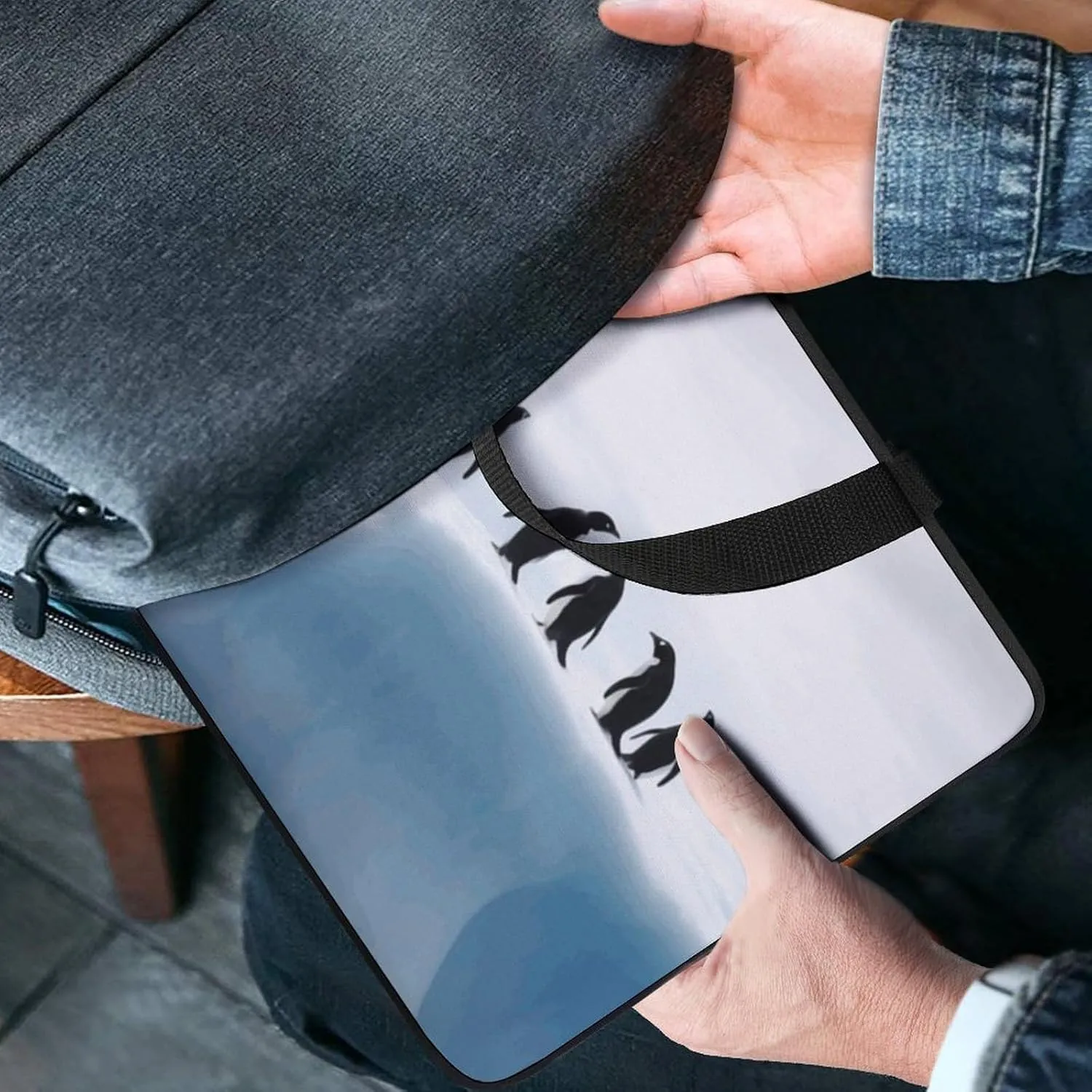 Laptop Shoulder Bag Laptop Bag Computer Bag Penguins on The Iceberg Messenger Bag for Unisex