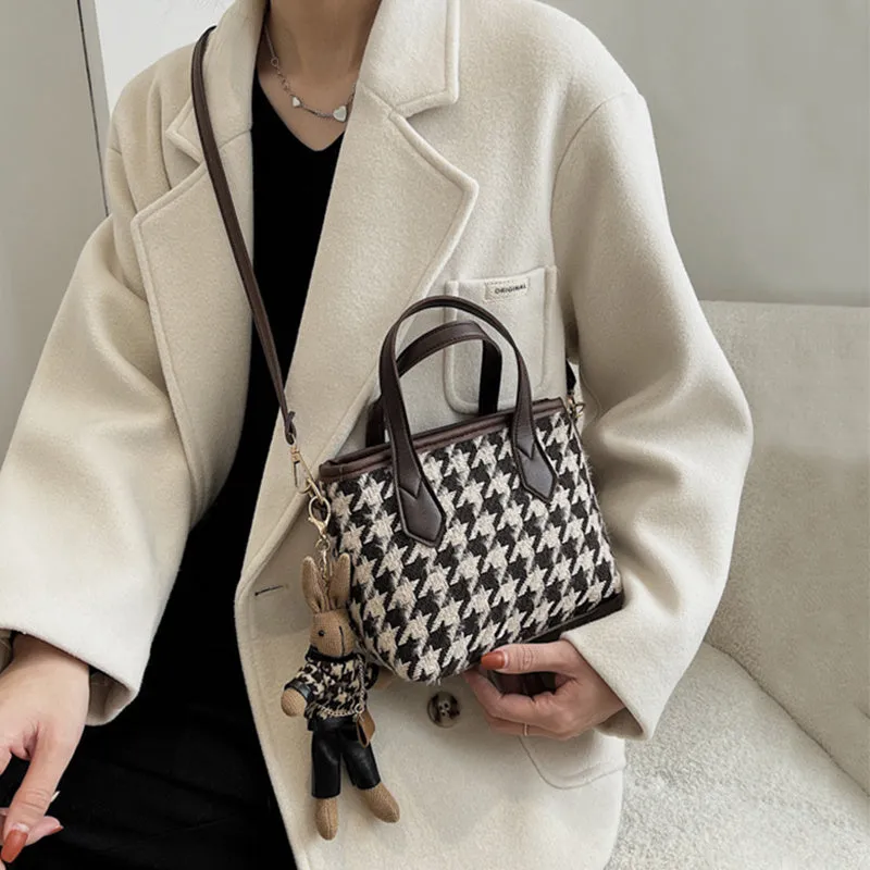 Lily – Houndstooth Pattern Tote with Vegan Leather Handles