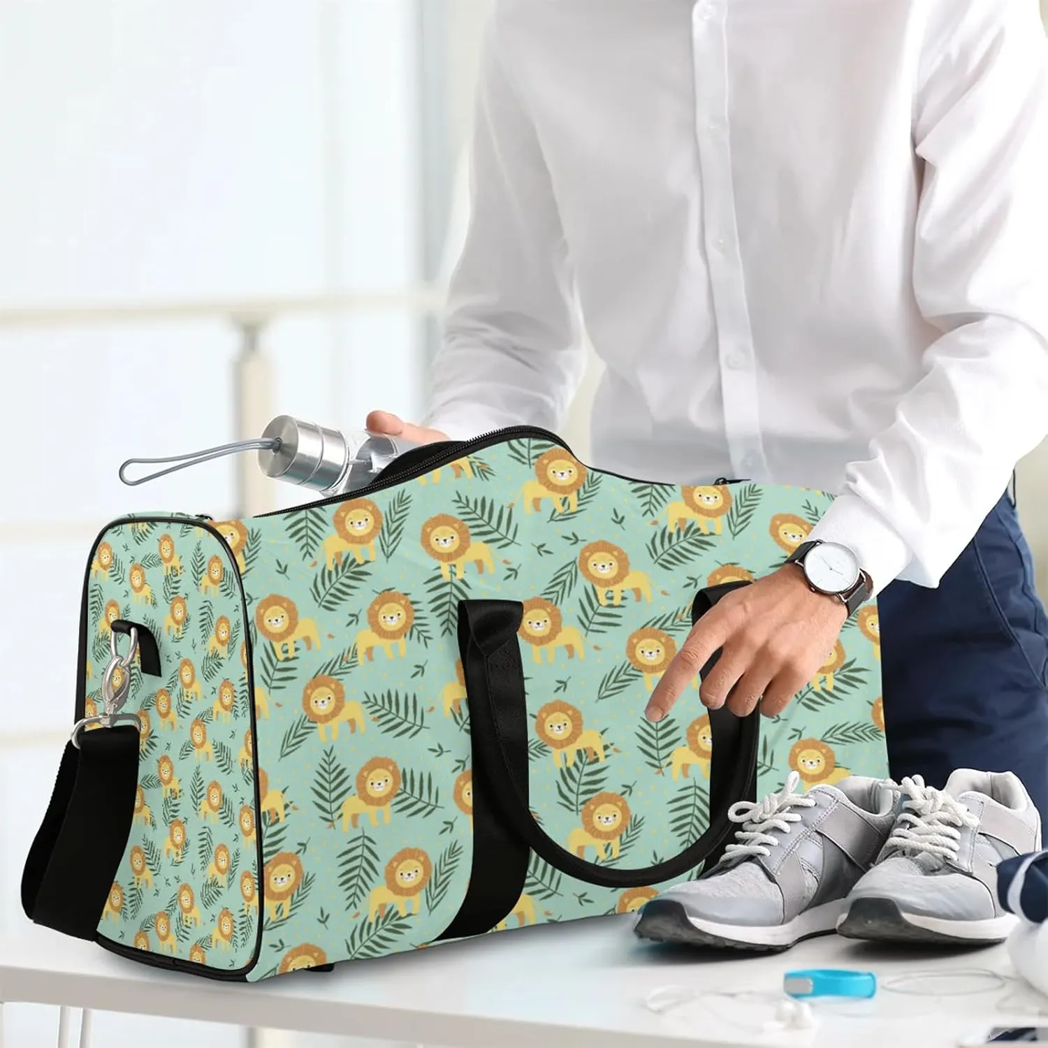 Lion Travel Duffle Bag, Weekender Bags for Women Men, Carry on Overnight Bag Waterproof Gym Bags, Hospital Bag for Labor and Delivery