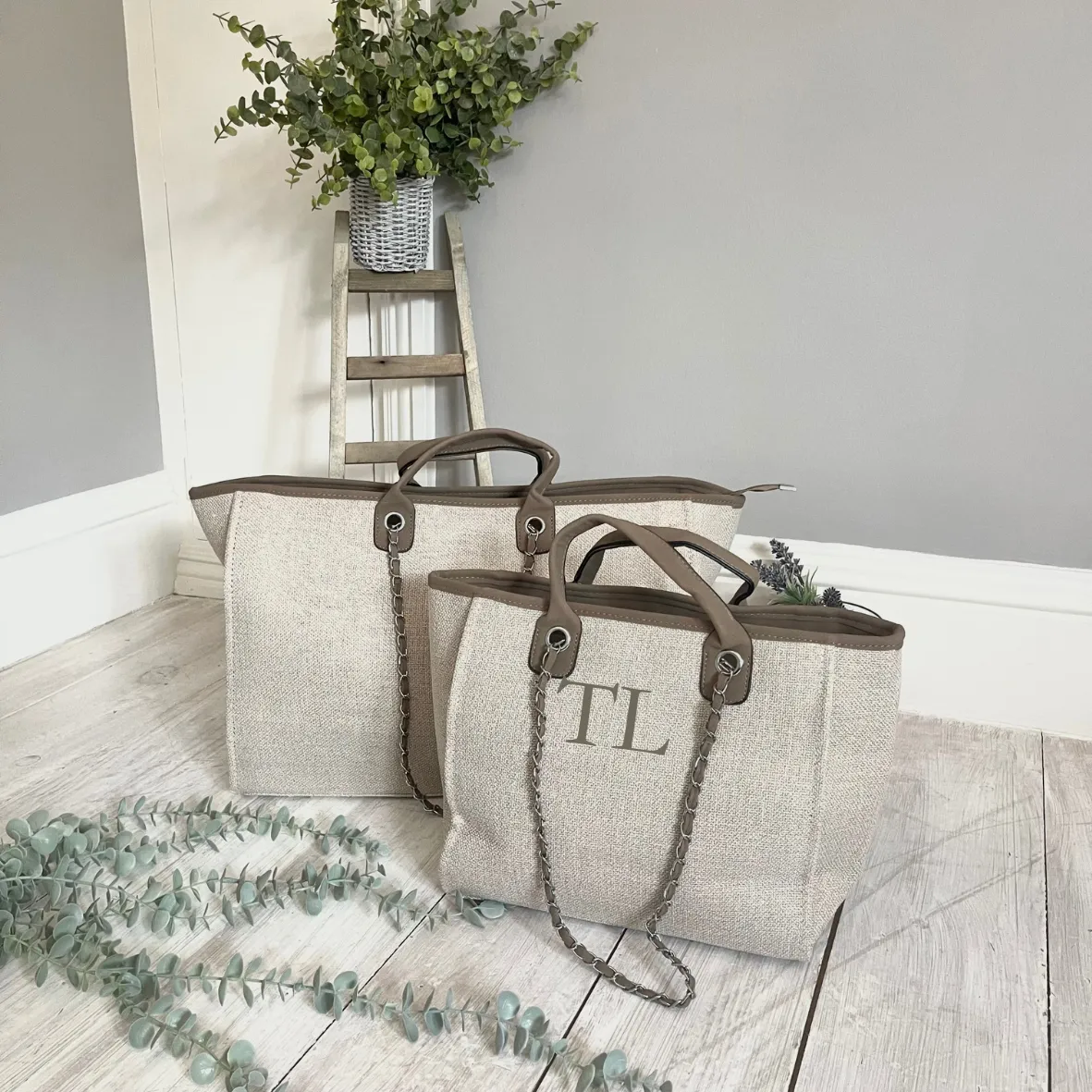 Medium Day Tote Bag
