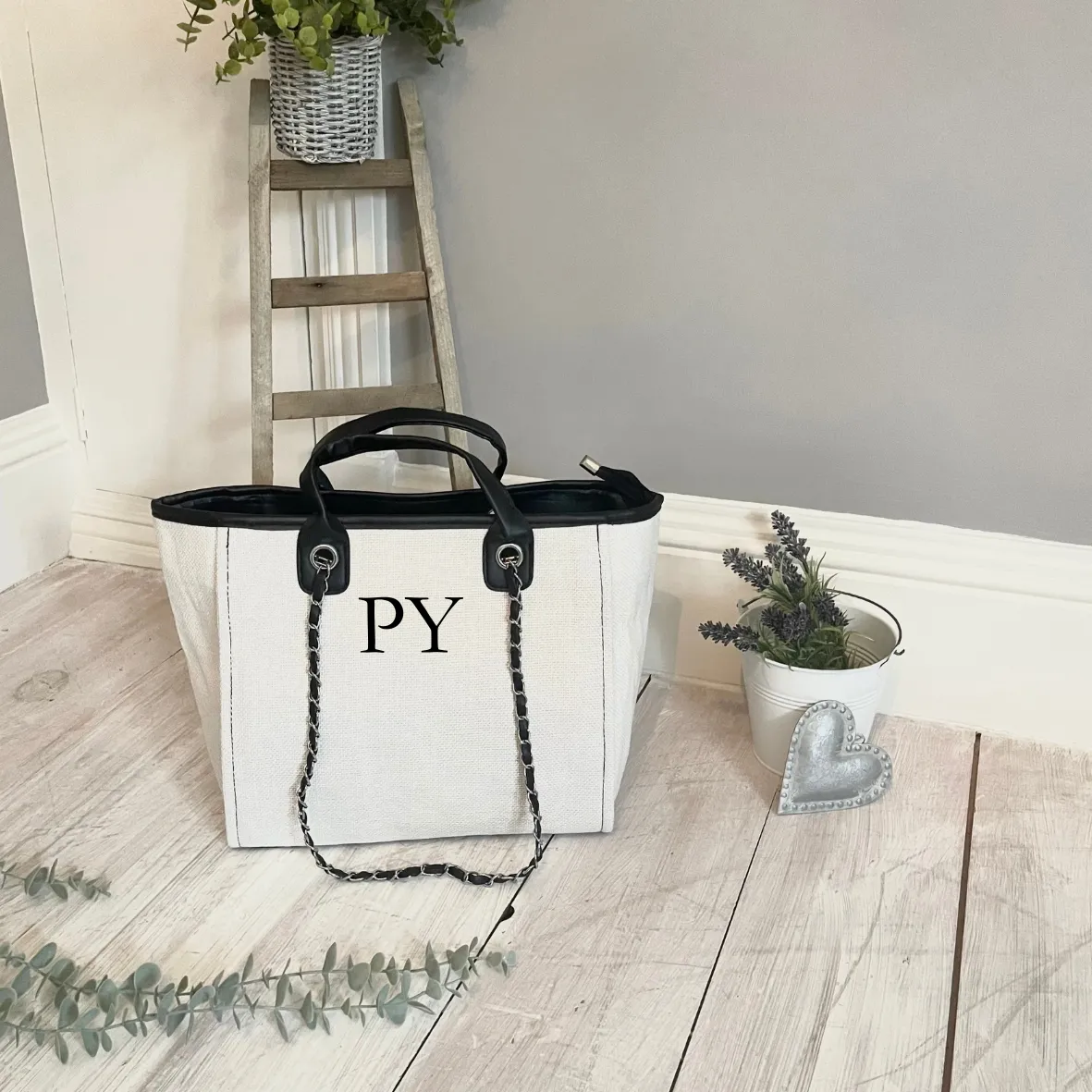 Medium Day Tote Bag