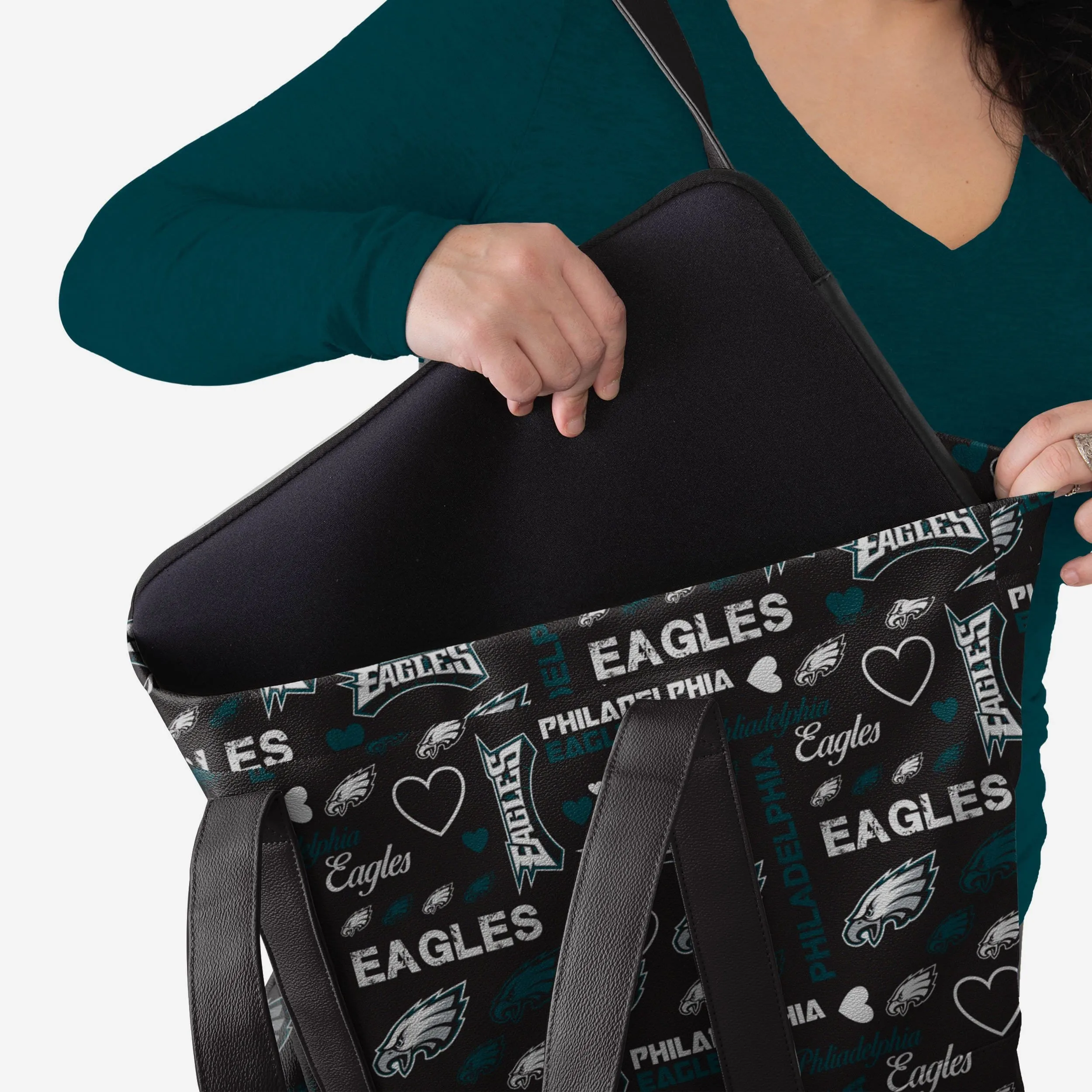 Philadelphia Eagles Logo Love Tote Bag