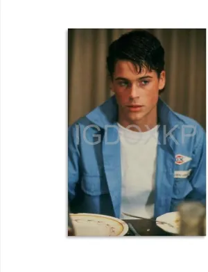 SAEYZ Rob Lowe Famous Actor Portrait Retro Black And White Aesthetic Poster (1) Canvas Poster Bedroom Decor Office Room Decor Gift Unframe-style 12x18inch(30x45cm)