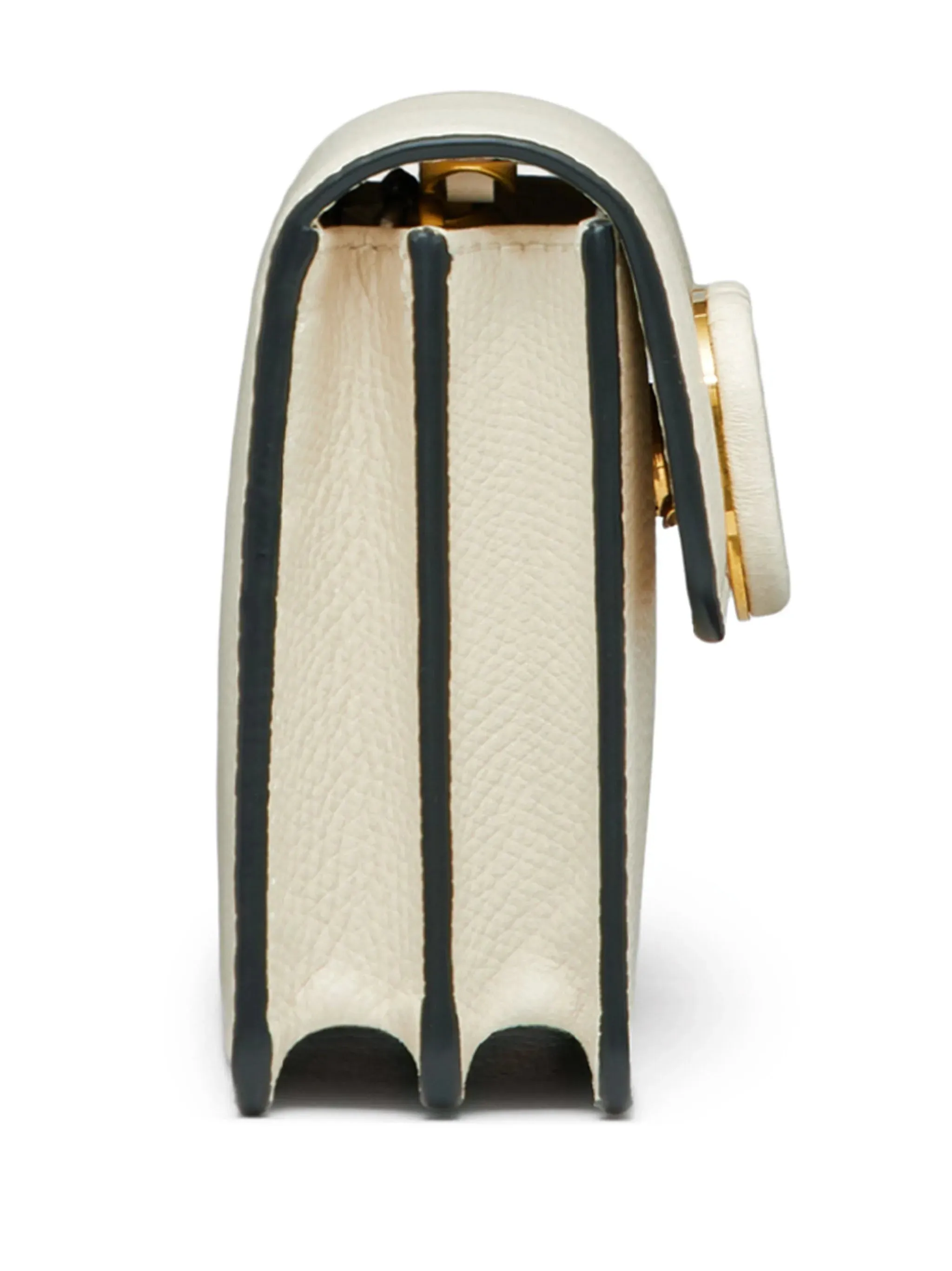 Signature VLogo chain Artistic flair Economical wallet leather