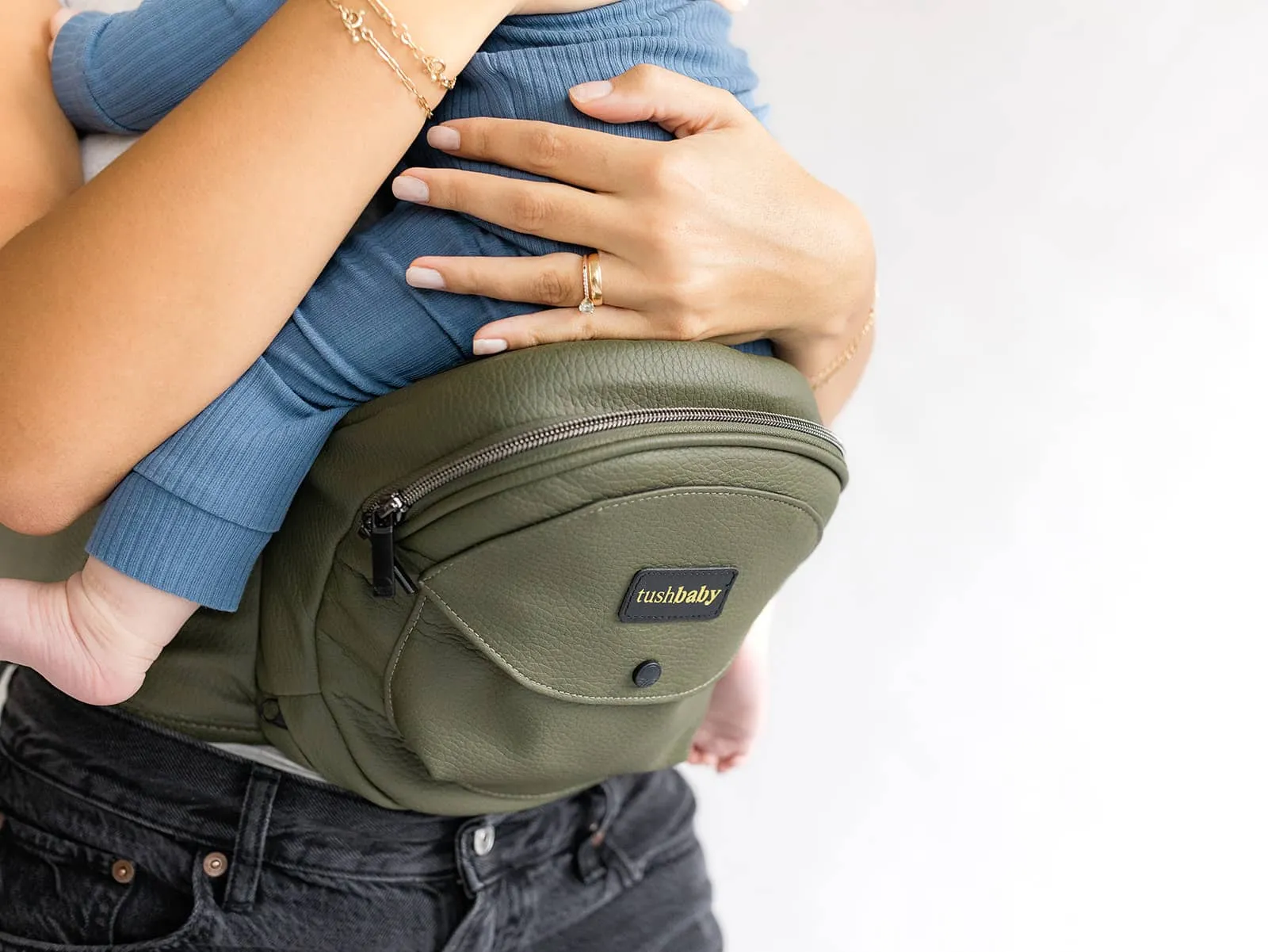 Tushbaby Hip Carrier