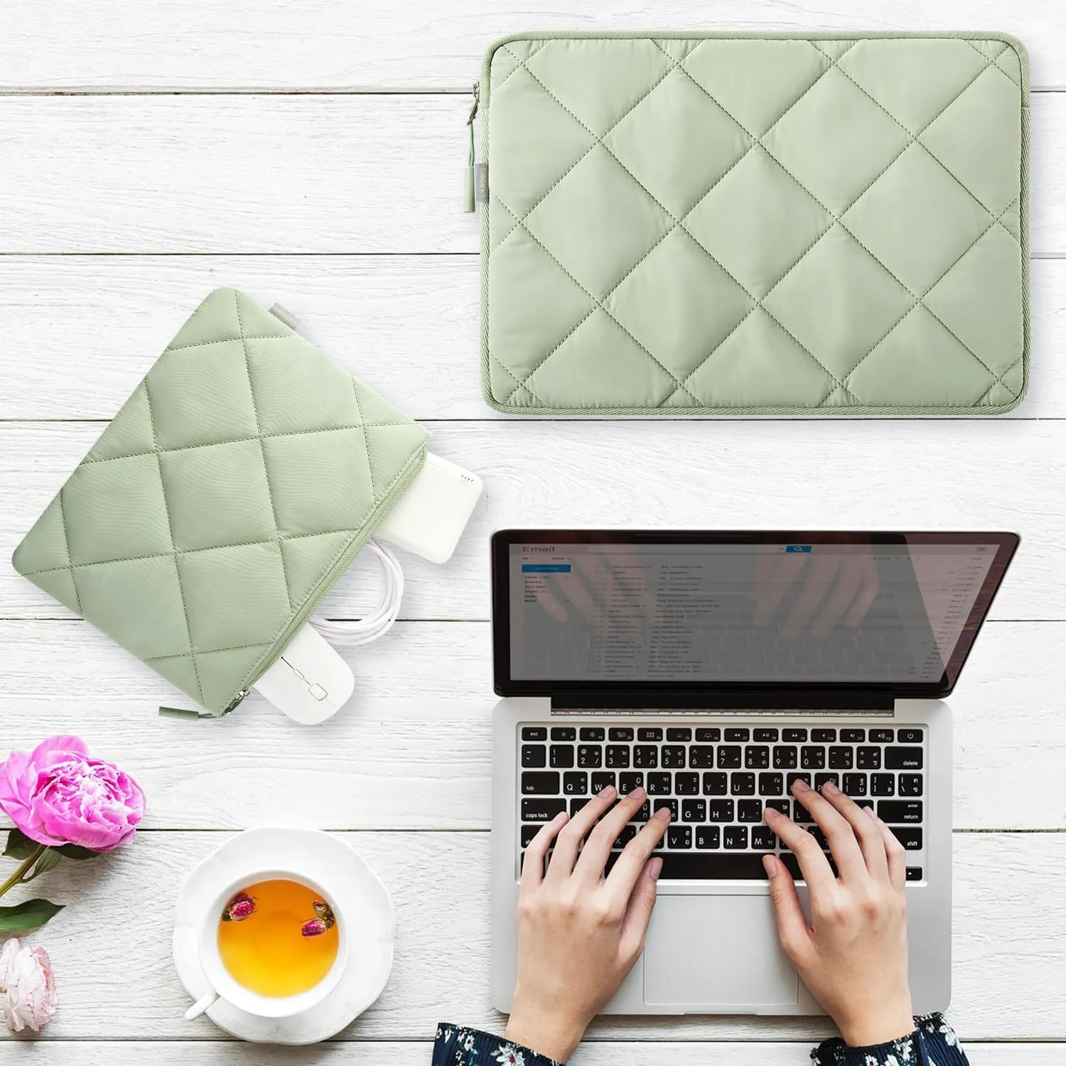 Voova Puffy Laptop Sleeve 15.6 Inch, Cute Laptop Case Compatible with MacBook Pro 16, 15.6-16 Inch Lenovo Acer Dell HP Asus, Slim Computer Bag with Accessories Pouch, Green