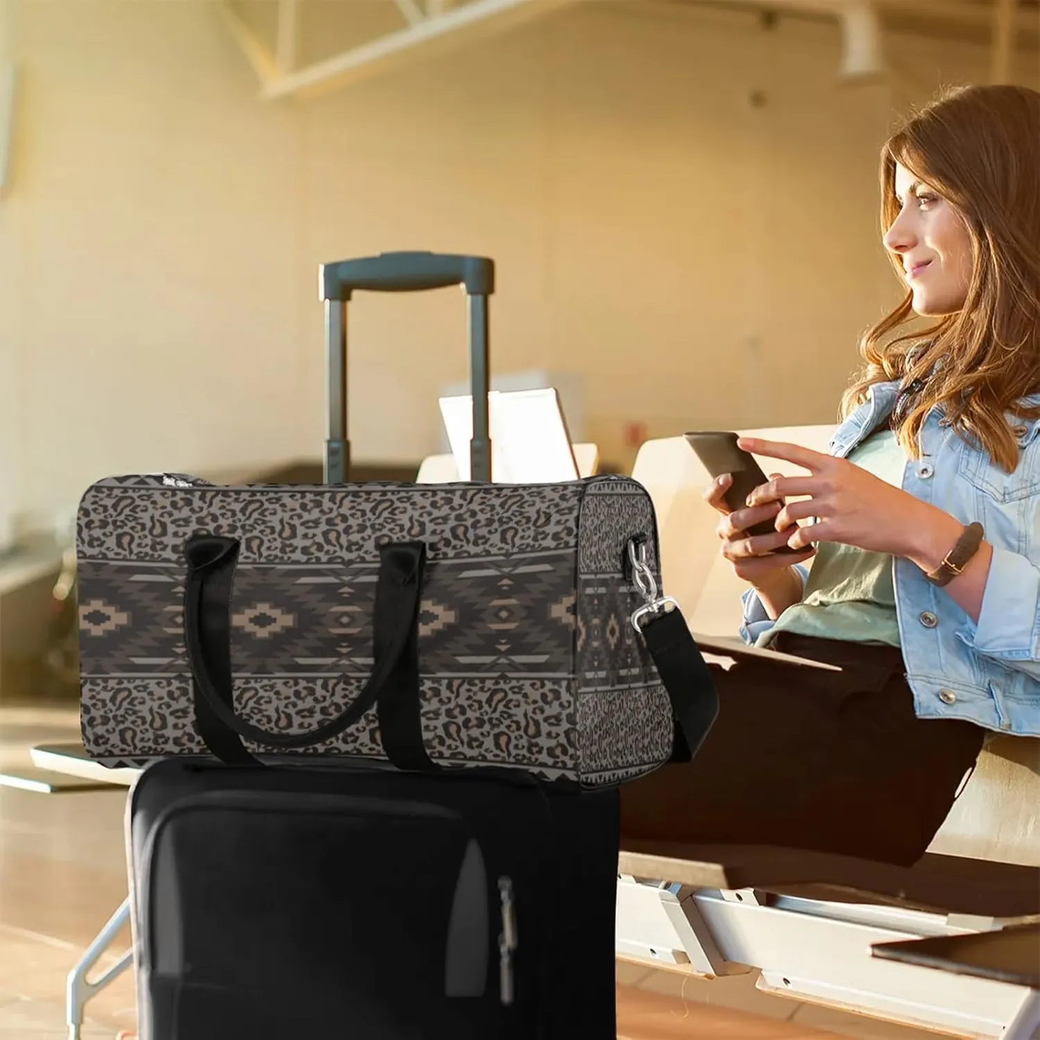 Western Boho Aztec Travel Duffle Bag for Women Men, Carry On Overnight Bag, Weekend Travel Duffel Tote Bags for Trips Sport Hospital