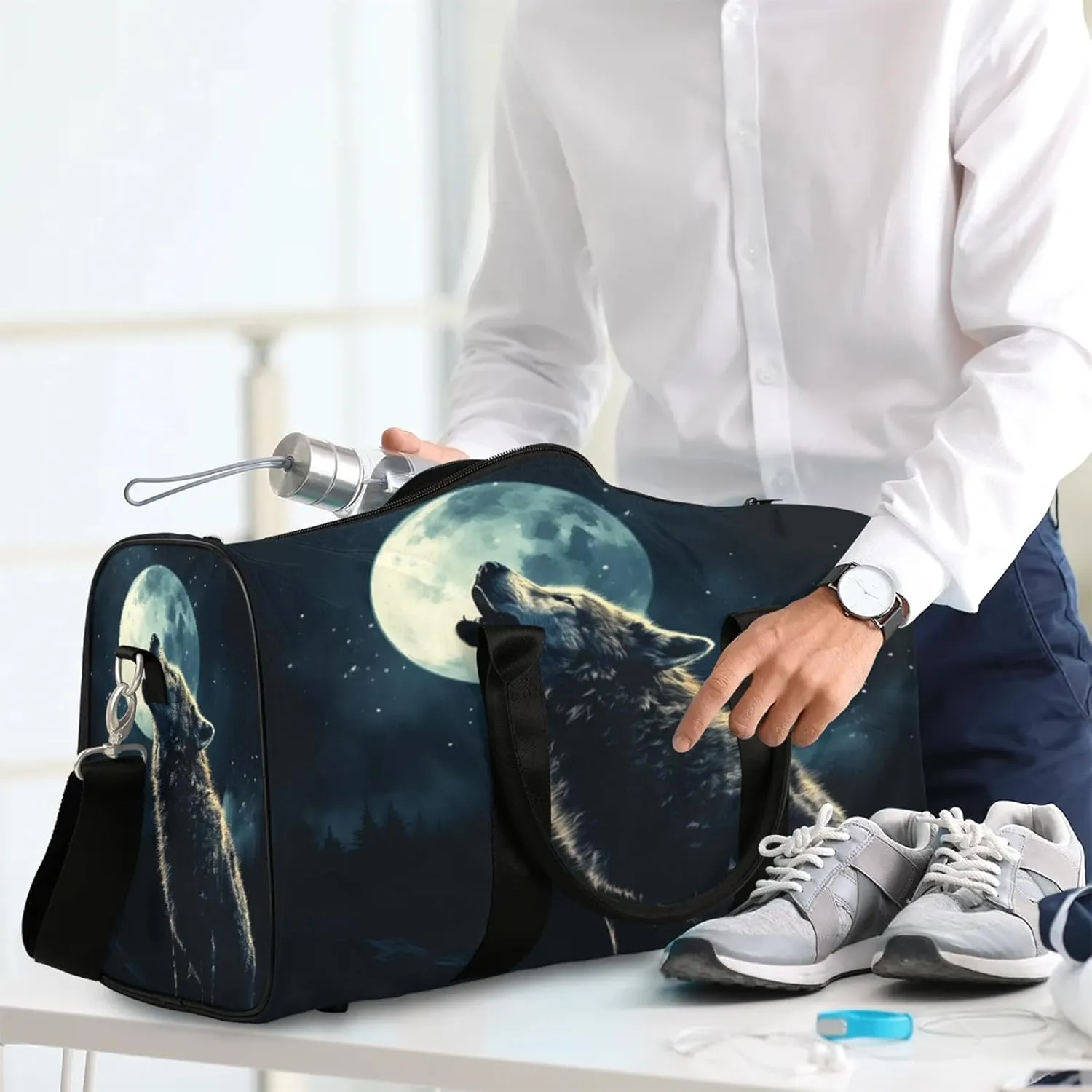 Wolf Animals Travel Bag for Men Women, Gym Duffle Bags for Travel, Carry On Luggage Bag, Weekender Overnight Workout Bags